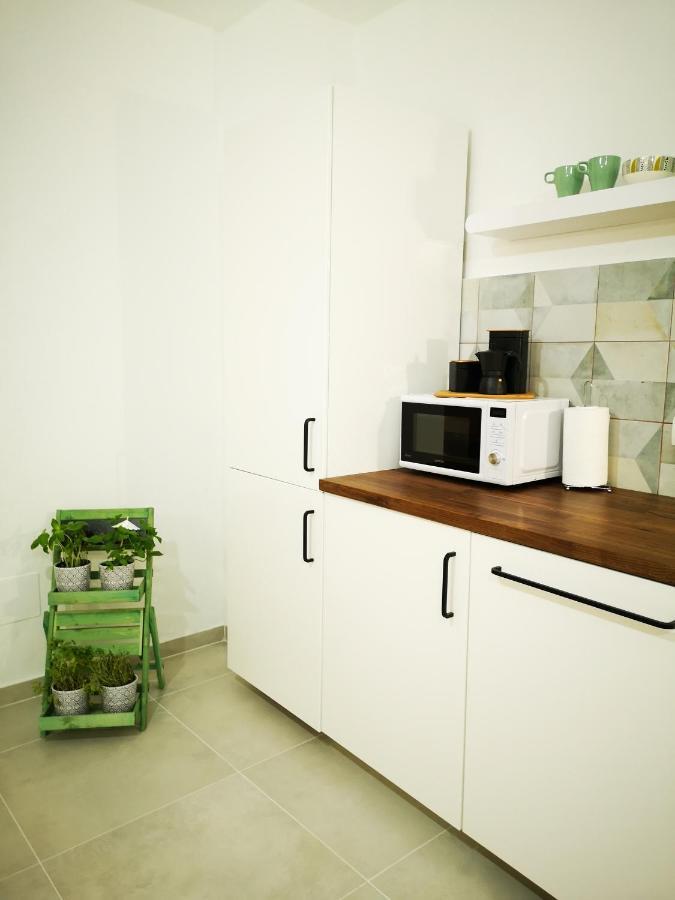 Apartment Sunrise, Coastal Istra, Pula Duga Uvala Pavicini Exteriör bild